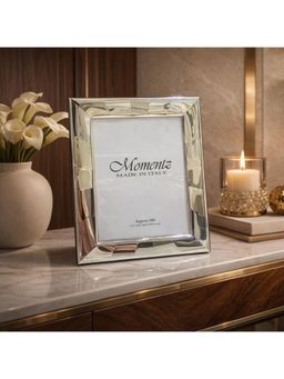 Momentz - Abstract Classic Photo Frame