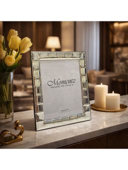 Momentz - Luxe Photo Frame