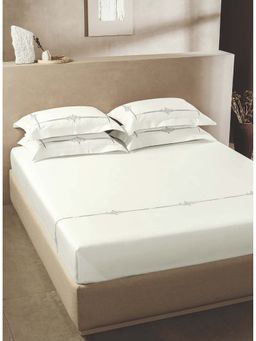 SANSAAR A D'DECOR BRAND LIVE CONSCIOUSLY - Star White Chrome King Bedsheet With 2 Pillow Covers