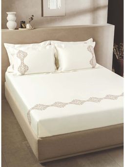 SANSAAR A D'DECOR BRAND LIVE CONSCIOUSLY - Star White Oyster King Bedsheet With 2 Pillow Covers