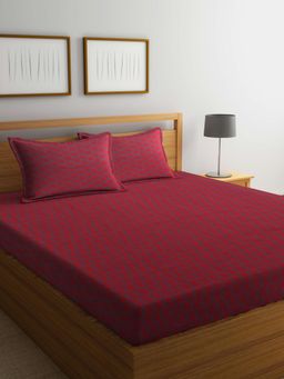 FABINALIV - Red Geometric 100% Cotton Handwoven King Size Double Bedsheet With 2 Pillow Covers