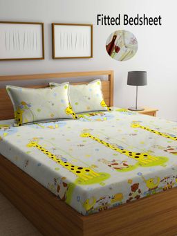 FABINALIV - Multicolor CartoonCotton Blend King Size Fitted Double Bedsheet With 2 Pillow Covers