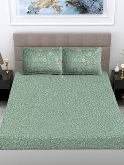 FABINALIV - Light Green Floral Woollen Embossed King Size Double Bedsheet With 2 Pillow Covers