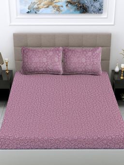 FABINALIV - Onion Floral Woollen Embossed King Size Fitted Double Bedsheet With 2 Pillow Covers