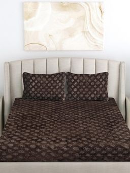 FABINALIV - Coffee Geometric Woollen Embossed King Size Fitted Double Bedsheet With 2 Pillow Covers
