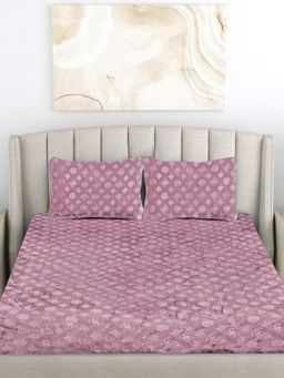 FABINALIV - Onion Geometric Woollen Embossed King Size Fitted Double Bedsheet With 2 Pillow Covers