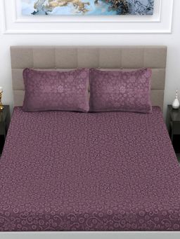 FABINALIV - Raisin Purple Floral Woollen Embossed King Fitted Bedsheet With 2 Pillow Covers