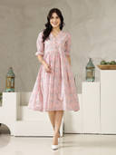 Pink color option, Currently selected