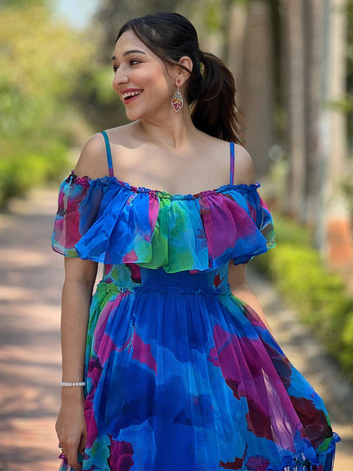 blue abstract print dress Buy Vastranand Persian Online Size:UK12 - (US8) a backless design Gender: Men Black Premium Contrast Binding