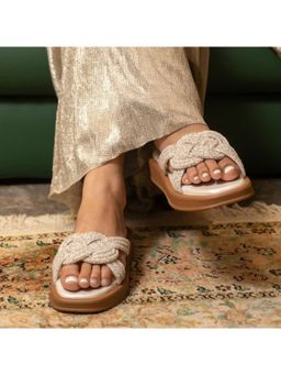 Coral Haze - Araya In White Sliders