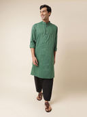 Green color option, Sold out, Currently selected