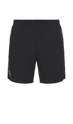 On - 7' Core Shorts