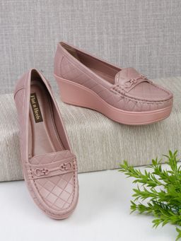 Flat n Heels - Women Pink Wedge Loafers
