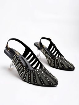 Shoetopia - Pointed Toe Stylish Black Pumps