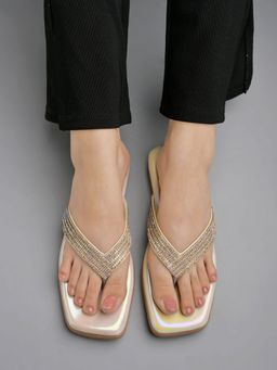 Shoetopia - Rhinestone Decor Stylish Golden Flats