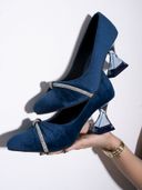 Navy Blue color option, Sold out, Currently selected