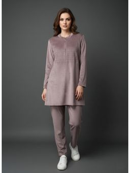 WINEBERRY - Women Mauve Velour Pleat Co-Ord Set