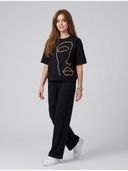 Black color option, Sold out, Currently selected