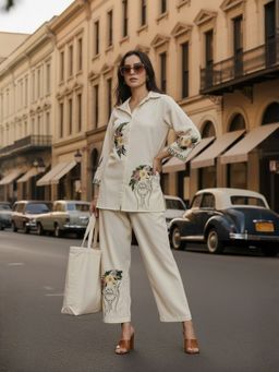 ZUMMER - Women Off White Cotton Floral Co-Ord Set