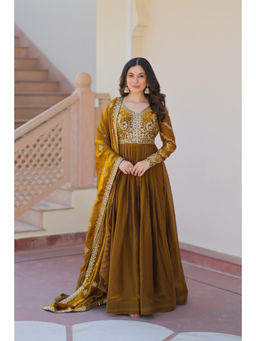 JATRIQQ - Mehendi Fendy Fabric with Zari Embroidered Work Gown with Dupatta (Set of 2)