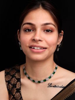 STILEADDA - Exquisite Green Flower Motif Cz Sleek Necklace Set