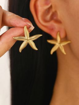 Designs & You - Gold-Plated Anti Tarnish Stainless Steel Star Shaped Stud Earrings