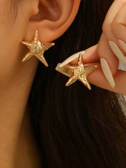 Designs & You - Gold-Plated Anti Tarnish Stainless Steel Star Shaped Stud Earrings