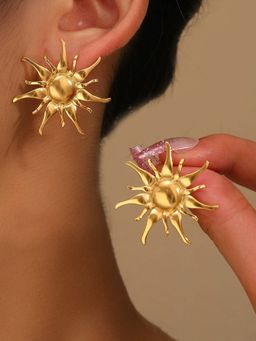 Designs & You - Gold-Plated Anti Tarnish Stainless Steel Sun Shaped Stud Earrings