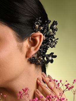 House of D'oro - Black Grey Stone Earcuff