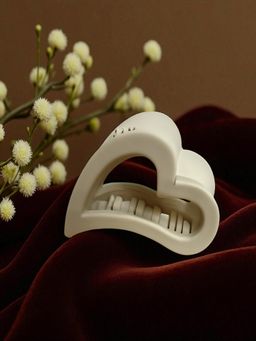 Accessher - Heart Hair Claw Clip Strong Hold and Non-Slip Clutcher (Pack of 4)