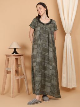 Sweet Dreams - Women Printed Full Length Night Dress Green