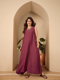 InWeave - Mystic Pink Round Neck Long Dress
