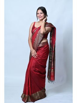 Biyahuti - Womens Wine Red Handloom Maheshwari Silk Saree With Unstitched Blouse