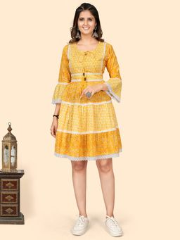 Vbuyz - Women Print & Lace Work Flared Cotton Yellow Stitched Dress