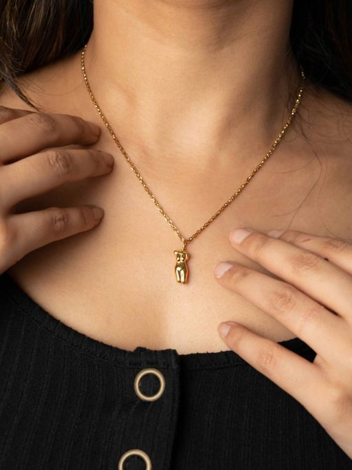 White Lies Lucky Lady Pendant Chain - 18k Gold Plated