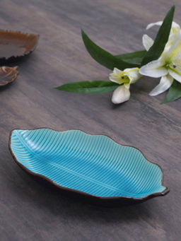 Pure Home + Living - Pear Blue Leaf Platter