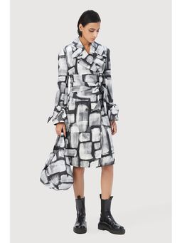 Genes Lecoanet Hemant - Tailored Coat with Wide Waist and Sleeve Tie-Up Straps