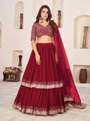 Red color option, Sold out, Currently selected