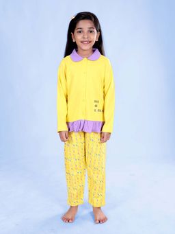 KiddoPanti - Girls Cotton Lightning Printed Collar Shirt and Pant Night Suit (Set of 2)