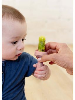 ezpz - Pink Fda Grade Blush Gumline Feeder (0-6 Months)