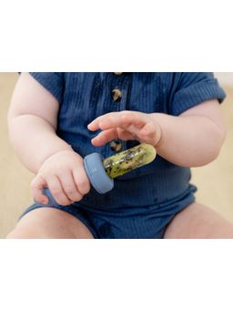 ezpz - Blue Fda Grade Blush Gumline Feeder (0-6 Months)