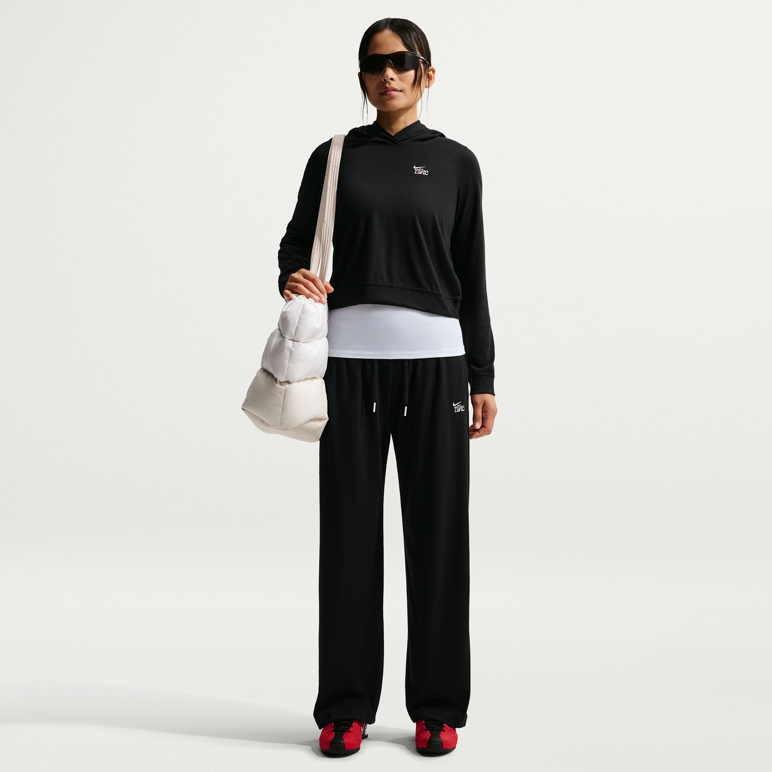 Nike Sportswear Chill Knit - Women's Mid-Rise Lightweight Open-Hem Trousers