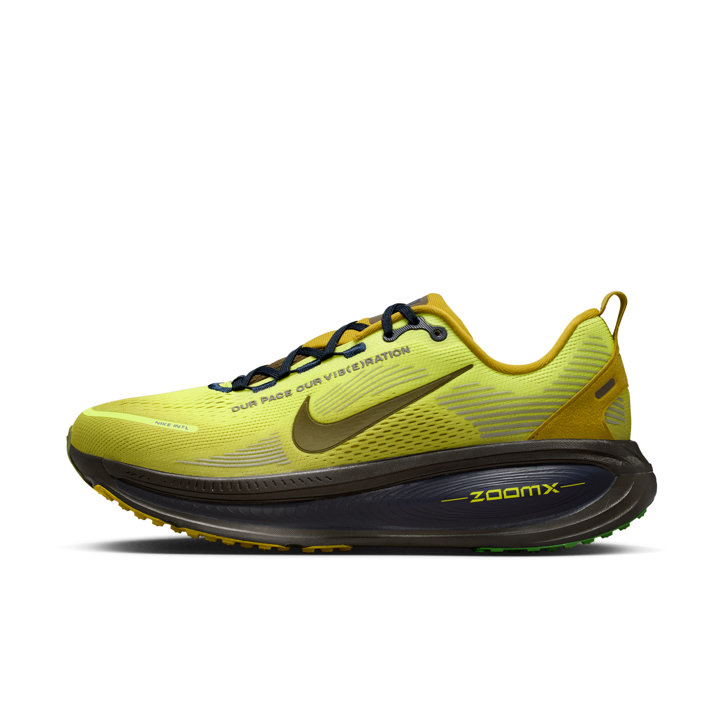 Nike Vomero 18 SE - Women's Road Running Shoes