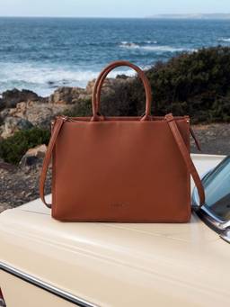 Mochi - Tan Tote Bag with Detachable Strap