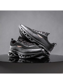 Red Tape - Women Textured Black Running Shoes