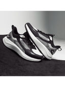 Black color option, Sold out, Currently selected