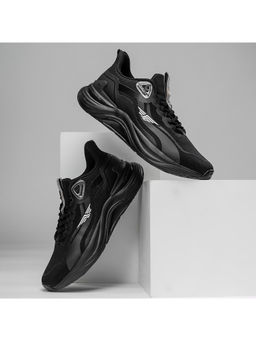 Red Tape - Men Textured Black Running Shoes