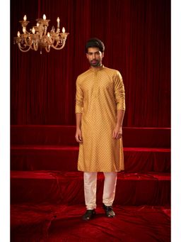 ETHNIC INDIA - Men Yellow Printed Kurta