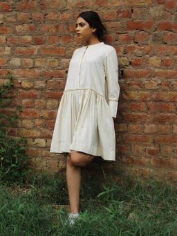 Mera Rang - Off White Knee Length Tennis Dress