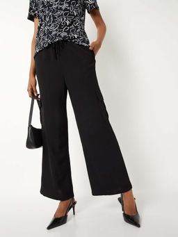 max - Women Black Textured Straight Leg Cargo